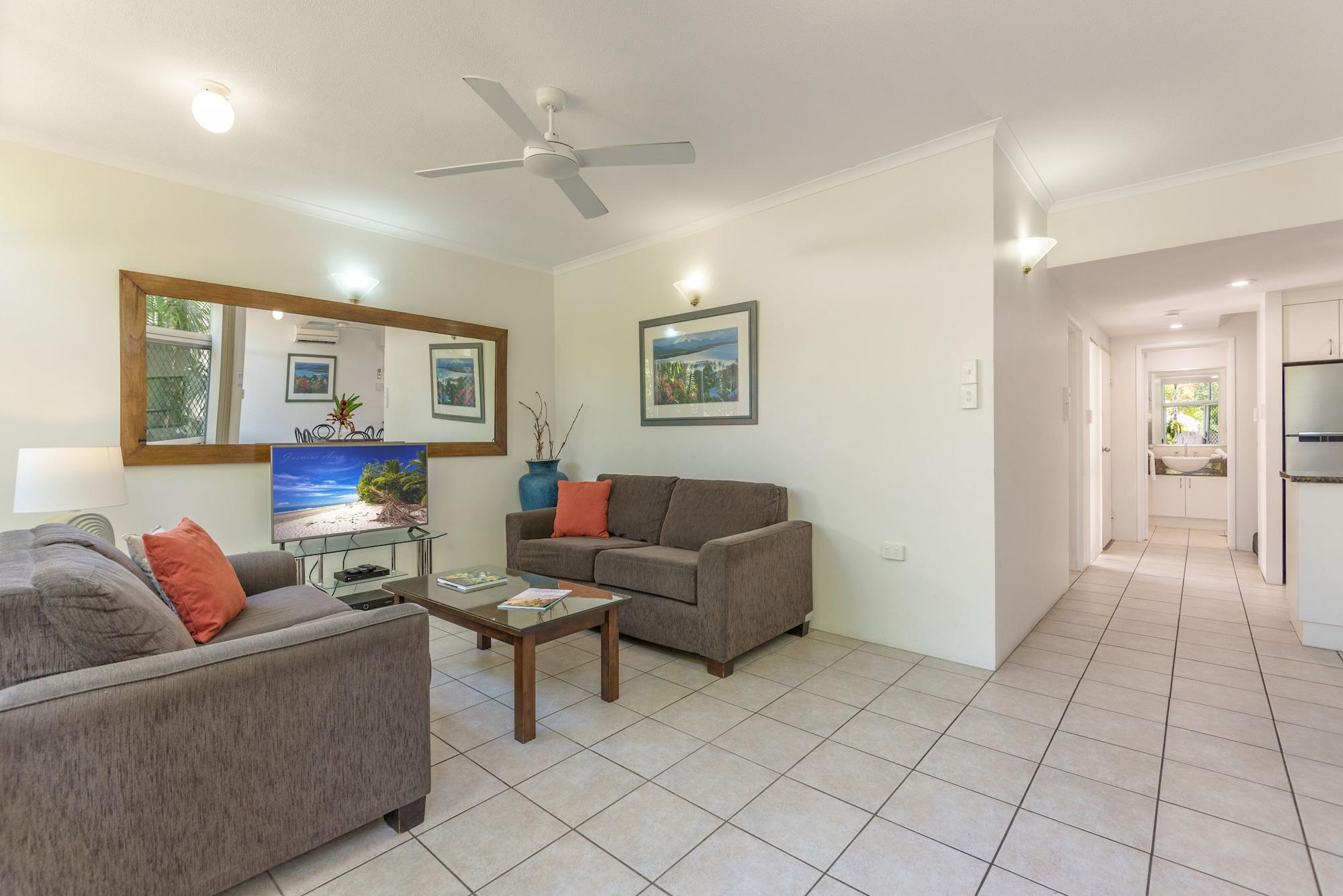 Tropical Nites Holiday Townhouses Port Douglas Exterior photo