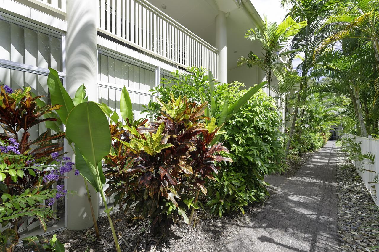 Tropical Nites Holiday Townhouses Port Douglas Exterior photo